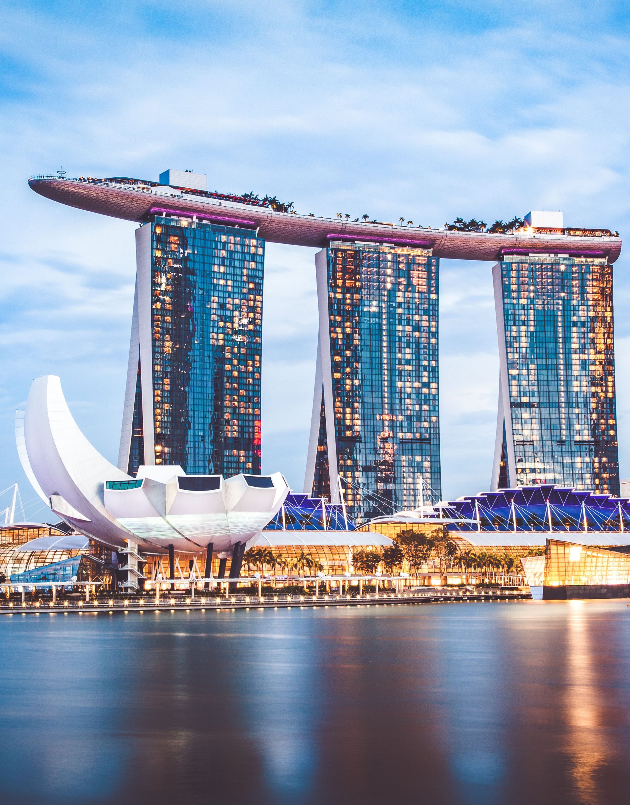SINGAPORE, SINGAPORE – MARCH 2019: Skyline of Singapore Marina B